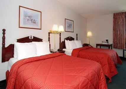 Double bed room in the Quality Inn in Mansfield PA